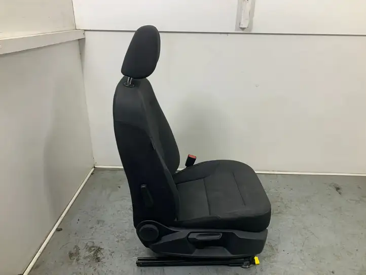 Volkswagen Golf VII (2013 - 2019) 5G0963555R Переднее сиденье пассажира — фото 2
