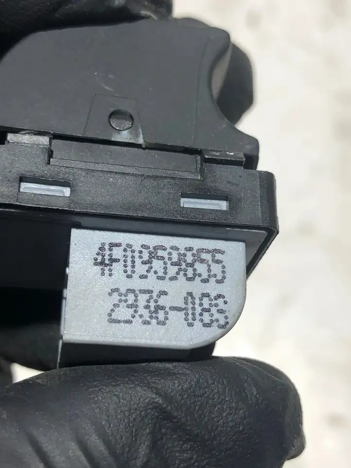 Audi Q7 4L (2005 - 2009) 4F0959855 Кнопка стеклоподъемников — фото 3