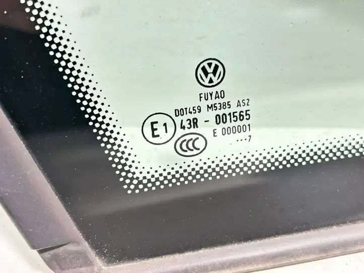 Volkswagen Golf VII (2013 - 2019) 5G0845412 Форточка двери — фото 2