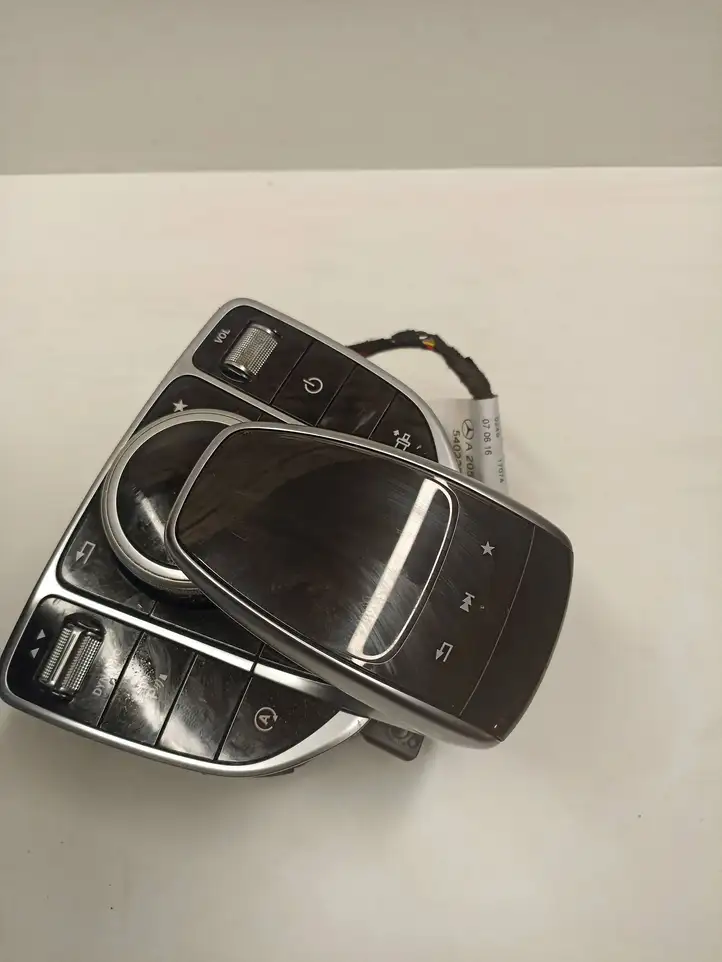Mercedes-Benz C W205 (2014 - 2021) A2059004819 Контроллер мультимедийной системы — фото 9