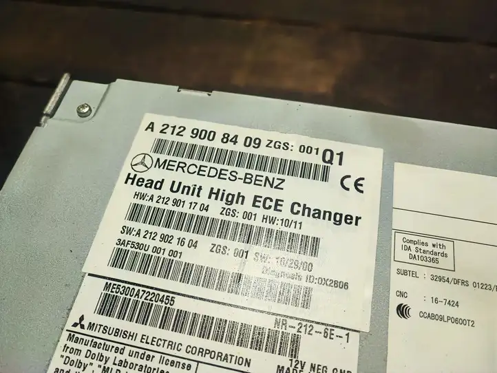 Mercedes-Benz E C207 W207 (2009 - 2017) A2129008409 Магнитола / мультимедийная система — фото 5