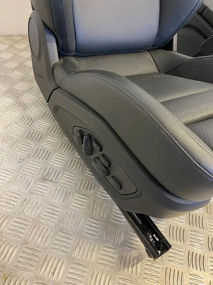 Porsche Taycan 9J1 (2019 - ) Комплект отделки дверей — фото 2