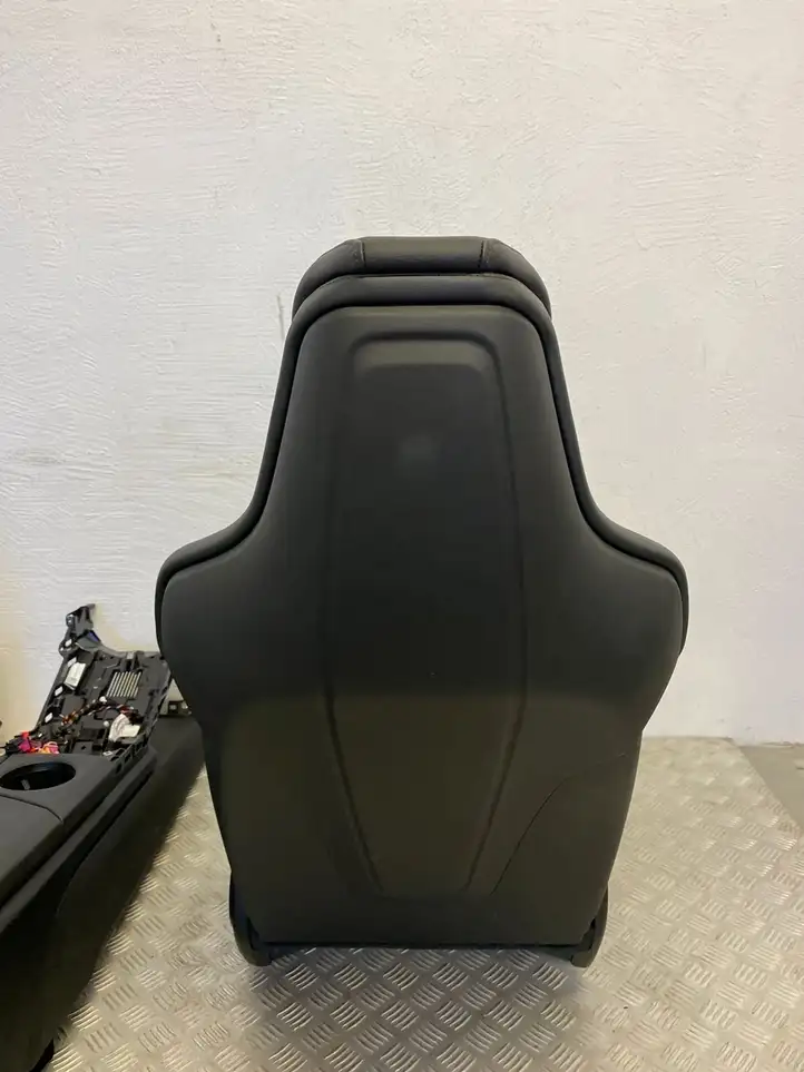 Porsche Taycan 9J1 (2019 - ) Комплект отделки дверей — фото 20