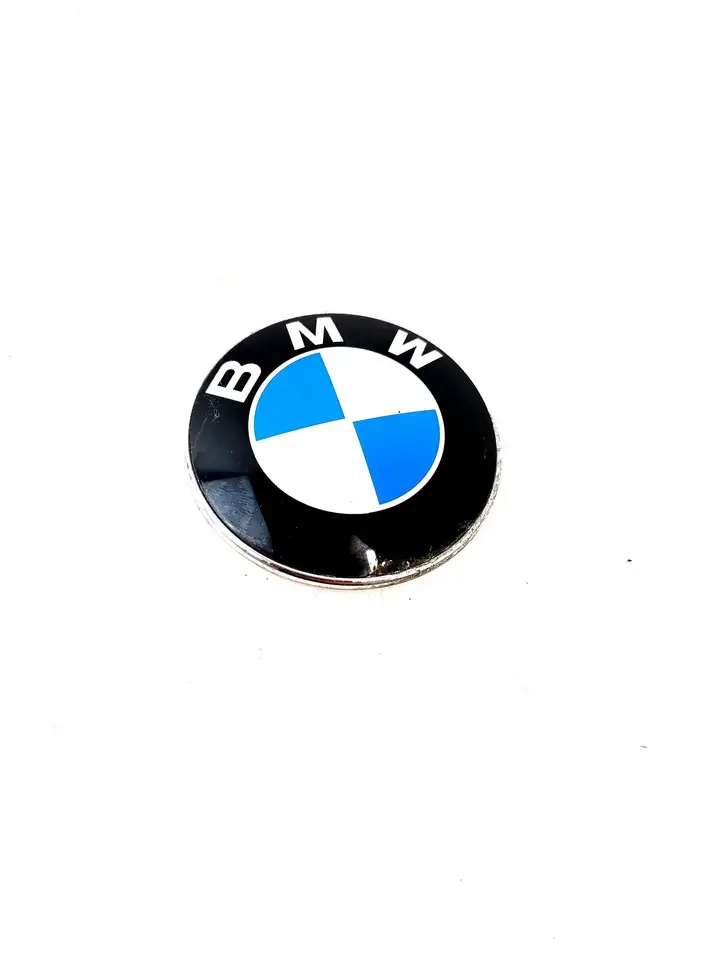 BMW 3 F30 F35 F31 (2012 - 2018) 51148132375 Эмблема автомобиля — фото 3