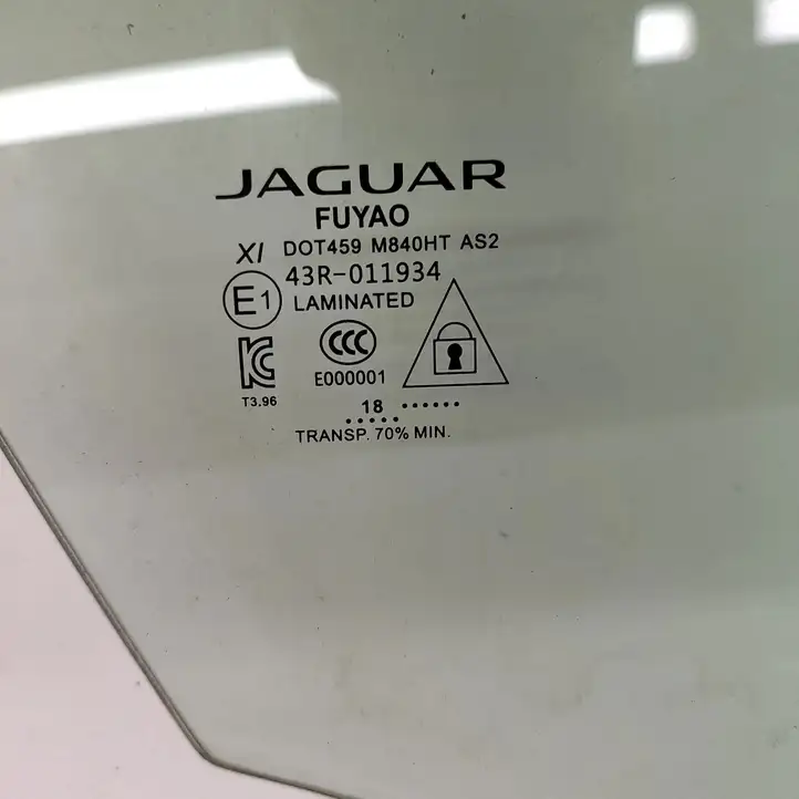 Jaguar I-Pace (2018 - ) T4K1048 Стекло передней двери — фото 6