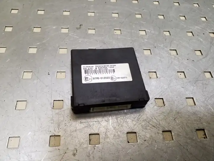 Toyota Corolla Verso E121 (2004 - 2007) 897800F020 Блок иммобилайзера — фото 1