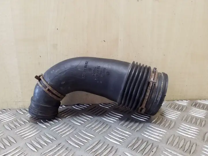 Volkswagen Touareg I (2002 - 2010) 7L6129628A Патрубок турбины — фото 1