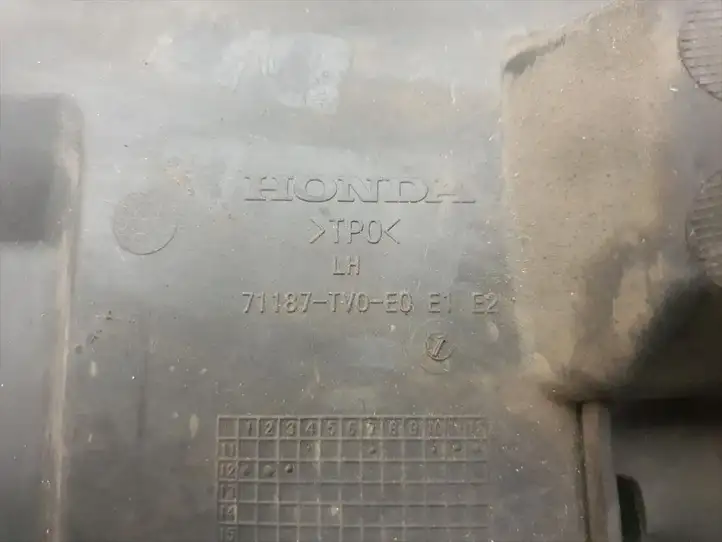 Honda Civic IX (2011 - 2017) 71187-TV0-E0 Облицовка радиатора — фото 5