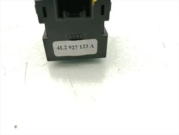 Audi Q7 4L (2005 - 2009) 4L2927123A Кнопка парктроника — фото 3