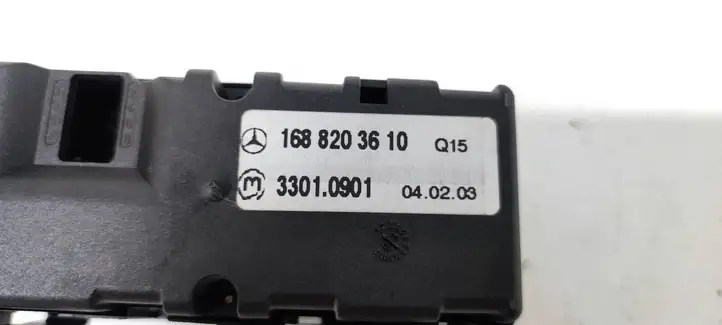 Mercedes-Benz A W168 (1997 - 2004) 1688203610 Другие включатели / ручки/ переключатели — фото 2