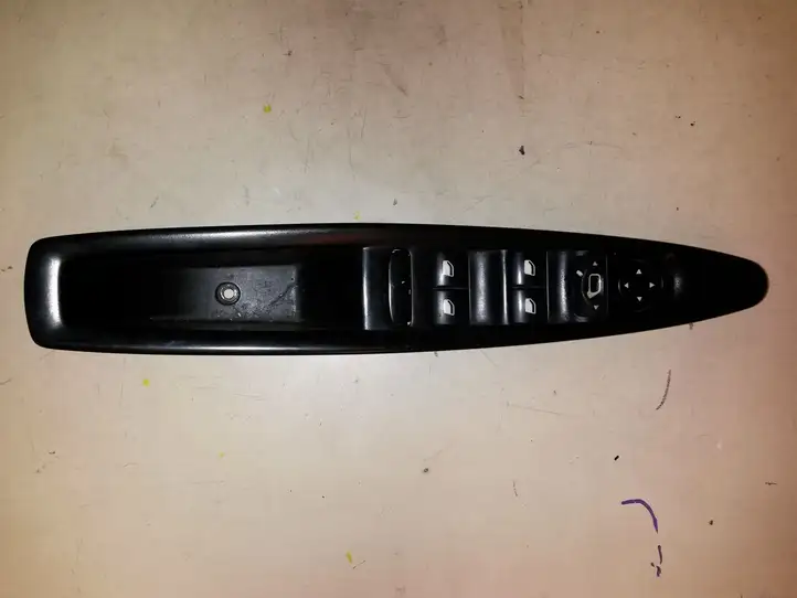 Citroen C4 (2004 - 2008) 9651464577 Кнопка стеклоподъемников — фото 1