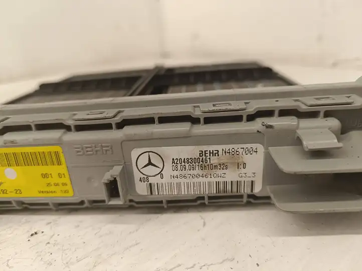 Mercedes-Benz C W204 (2007 - 2014) A2048300461 Электрический отопитель салона — фото 2