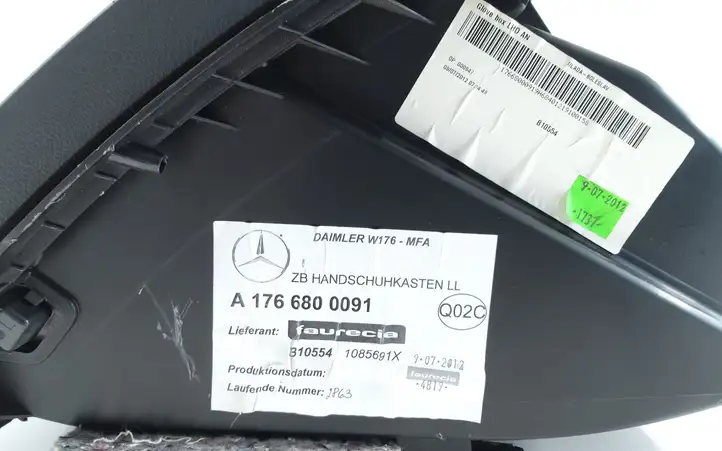 Mercedes-Benz CLA C117,X117,W117 (2013 - 2019) A1766800091 Бардачок в сборе — фото 5