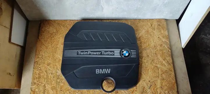 BMW 3 F30 F35 F31 (2012 - 2018) 7823215 Крышка двигателя декоративная — фото 9