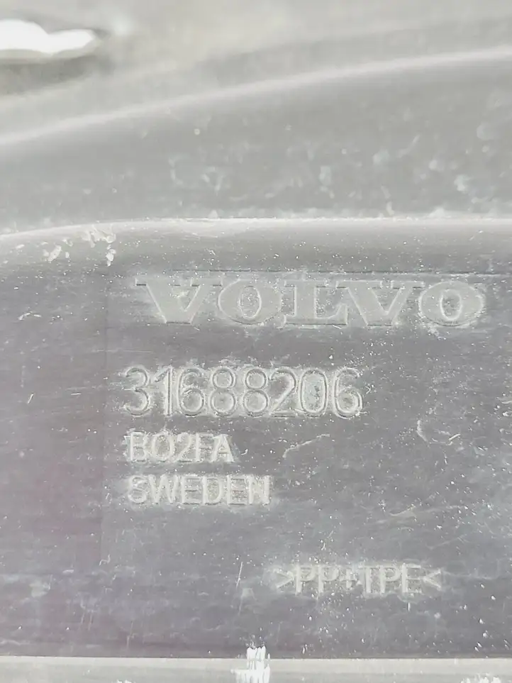Volvo S90, V90 (2016 - 2020) 31688206 Накладка крыла — фото 3