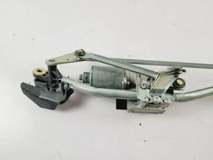 Audi A4 S4 B8 8K (2011 - 2015) 8K1955119A Механический стеклоподъемник передней двери — фото 3