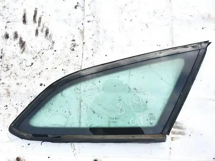 Ford Focus (2011 - 2015) Заднее боковое стекло — фото 1
