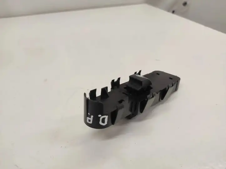 Citroen C4 (2004 - 2008) 965146867 Кнопка стеклоподъемников — фото 3