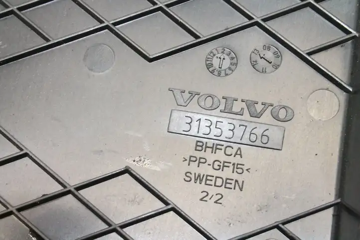 Volvo XC70 (2013 - 2016) 31353766 Крышка ящика аккумулятора — фото 6