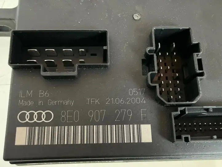 Audi A4 S4 B6 8E 8H (2000 - 2006) 8E0907279F Модуль комфорта — фото 3