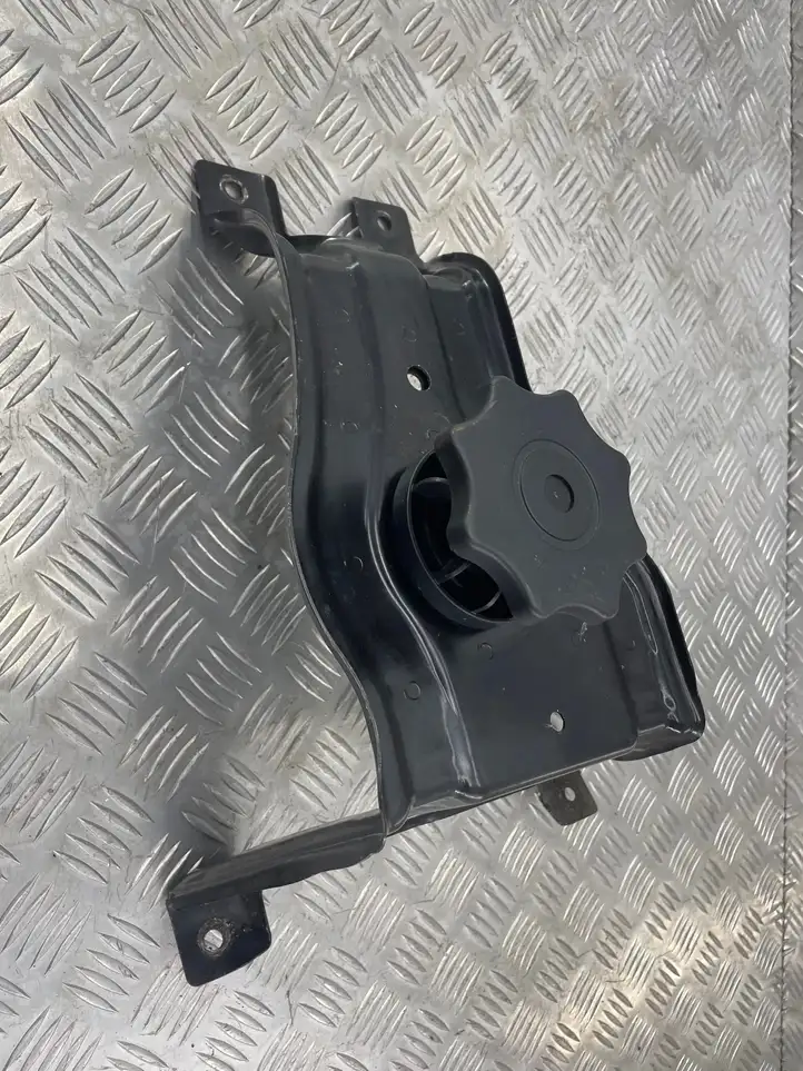 Audi A6 C7 (2011 - 2014) 4G0802715 Держатель аккумулятора — фото 1