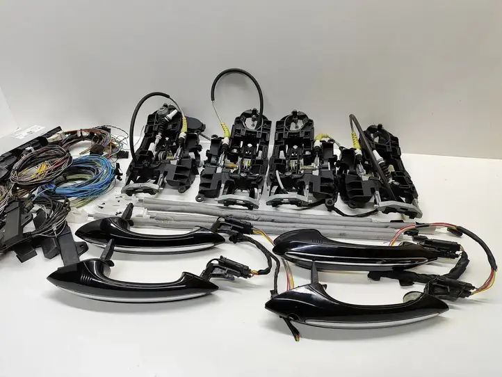 BMW 5 F10 F11 (2009 - 2016) 7305311 Блок бесключевого доступа — фото 2