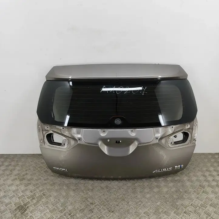 Toyota Auris E180 (2012 - 2018) 6700512C30 Крышка багажника — фото 1