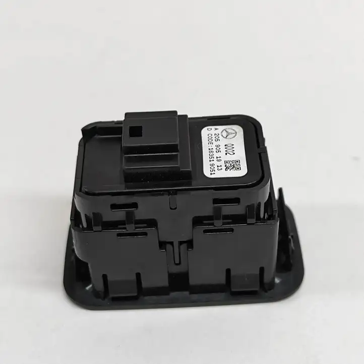 Mercedes-Benz C W205 (2014 - 2021) A2059051913 Другие включатели / ручки/ переключатели — фото 4
