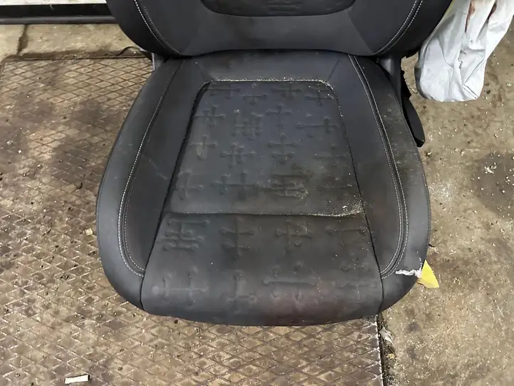 Opel Meriva B (2014 - 2018) Переднее сиденье водителя — фото 11