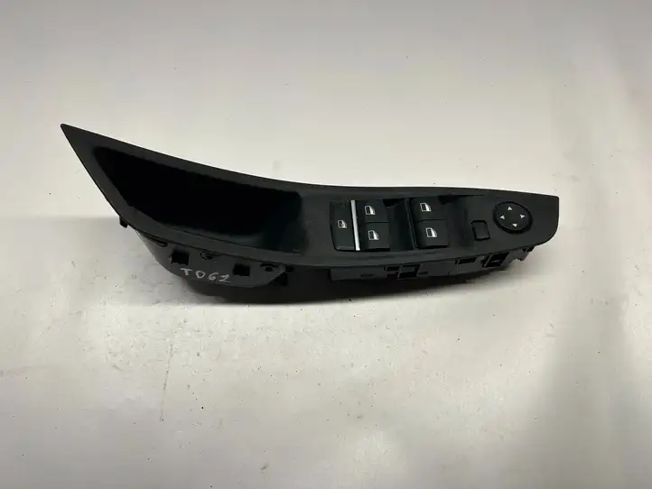 BMW 5 F10 F11 (2009 - 2016) 9238235 Блок кнопок стеклоподъемников — фото 7