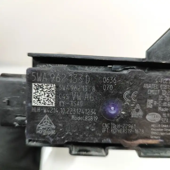 Volkswagen ID.4 (2020 - ) 5WA962133D Антенна бесключевого доступа — фото 6