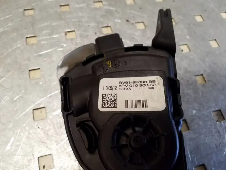 Ford Focus (2011 - 2015) BV619F836BB Педаль акселератора — фото 2
