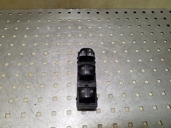 Renault Kadjar (2015 - 2018) 254019218R Кнопка стеклоподъемников — фото 1