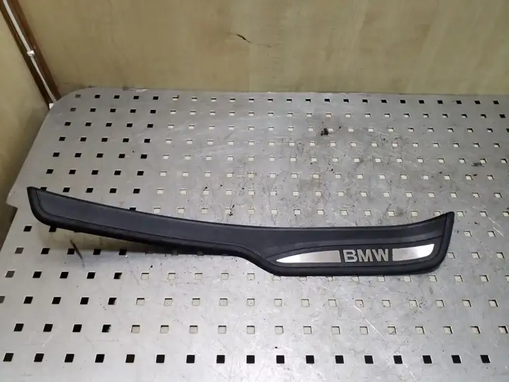 BMW 3 E90 E91 (2005 - 2012) 51477060286 Внутренняя отделка заднего порога — фото 1