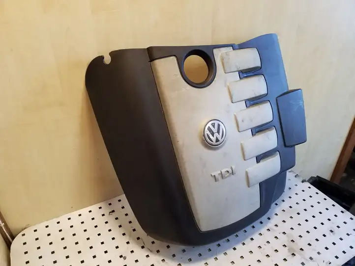 Volkswagen Touareg I (2002 - 2010) 070103927 Крышка двигателя декоративная — фото 4