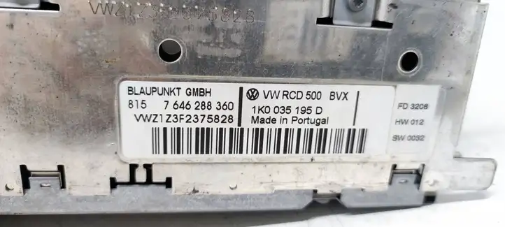 Volkswagen PASSAT B6 (2005 - 2010) 1K0035195D Магнитола / мультимедийная система — фото 2
