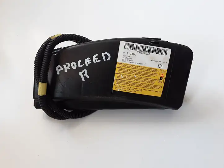 Kia Ceed (2010 - 2012) 607184901 Подушка безопасности сиденья — фото 1