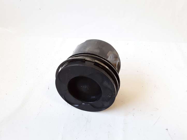 BMW X5 E70 (2006 - 2013)  84L107 Поршень (поршни)