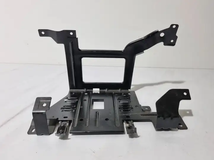 BMW 3 E90 E91 (2005 - 2012) 6945072 Кронштейн усилителя звука — фото 1