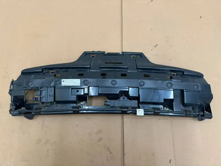 BMW 4 F32 F33 (2013 - 2017) 10237711 Кронштейн заднего бампера — фото 2