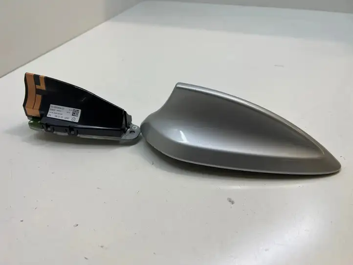 BMW 3 F30 F35 F31 (2012 - 2018) 925366703 Крышка GPS-антенны — фото 1