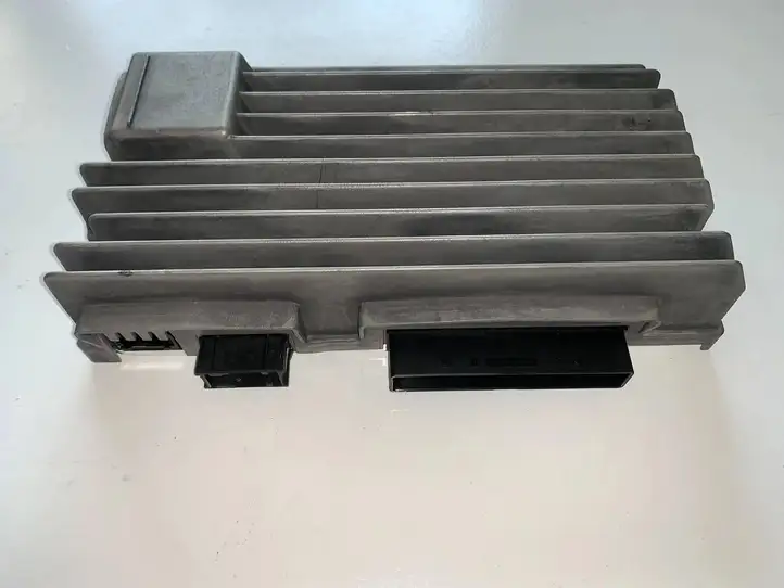 Audi A5 8T 8F (2011 - 2016) 8T1035223A Усилитель звука — фото 1