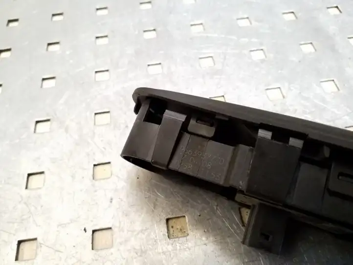 Citroen C4 I Picasso (2006 - 2013) 96639377ZD Блок кнопок стеклоподъемников — фото 3