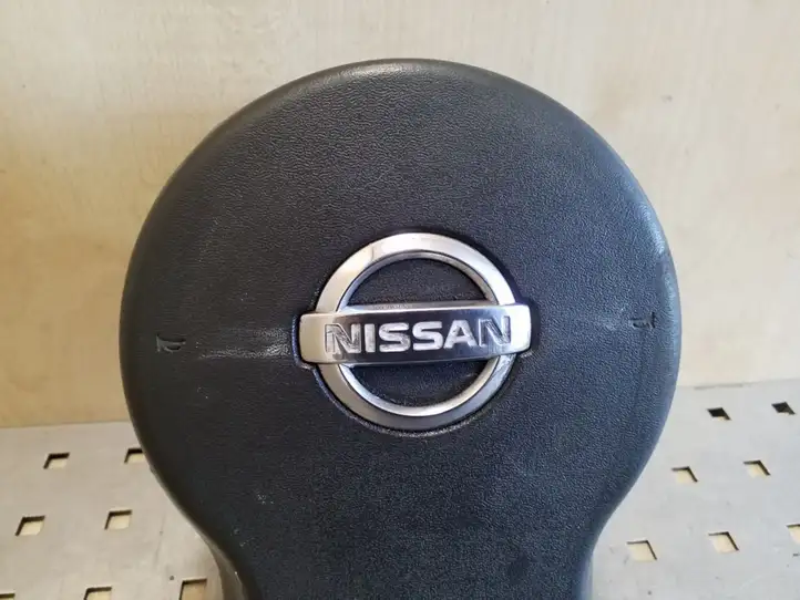 Nissan Navara D40 (2004 - 2015) 6032032 Подушка безопасности руля — фото 3