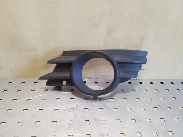 Opel Meriva A (2006 - 2010) 13193538 Решетка противотуманной фары — фото 1