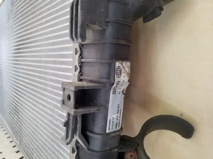 Ford Focus (2008 - 2011) 8MK376764261 Радиатор охлаждающей жидкости двигателя — фото 3