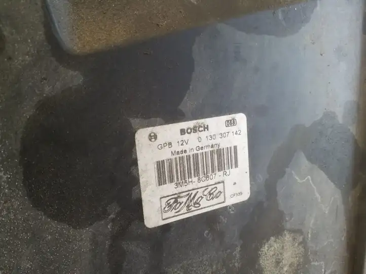 Ford Focus (2008 - 2011) 3M5H8C607RJ Дифузор радиатора — фото 3