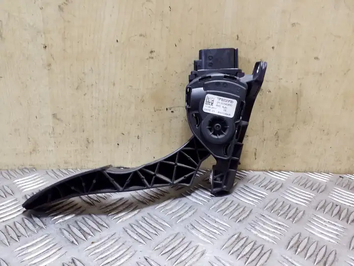 Volvo S60 (2010 - 2013) 31329060 Педаль акселератора — фото 1