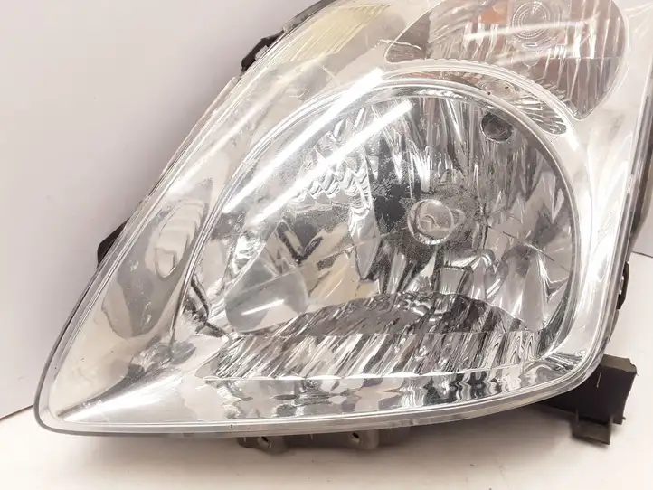 Suzuki Swift (2004 - 2010) Передняя фара — фото 3