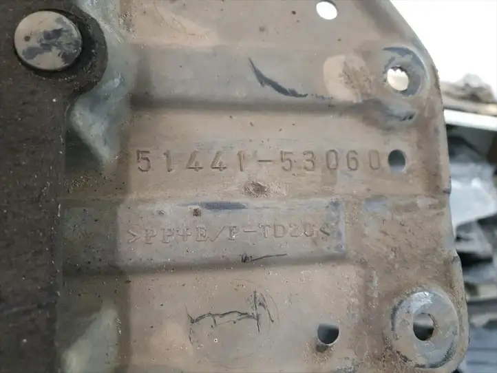 Lexus IS 220D-250-350 (2005 - 2010) 51441-53060 Защита двигателя — фото 5